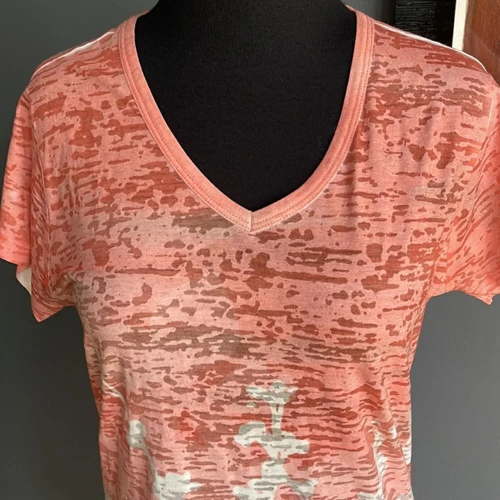 The North Face pink w/ white foliage print burnout V neck short sleeve tee shirt - Picture 3 of 6
